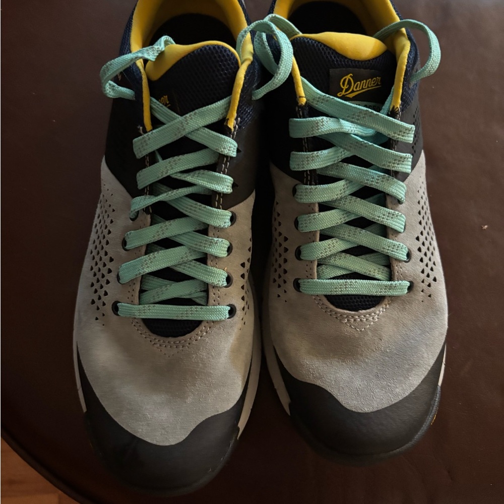 Danner Women’s Gray and Black Shoes, EXCELLENT condition